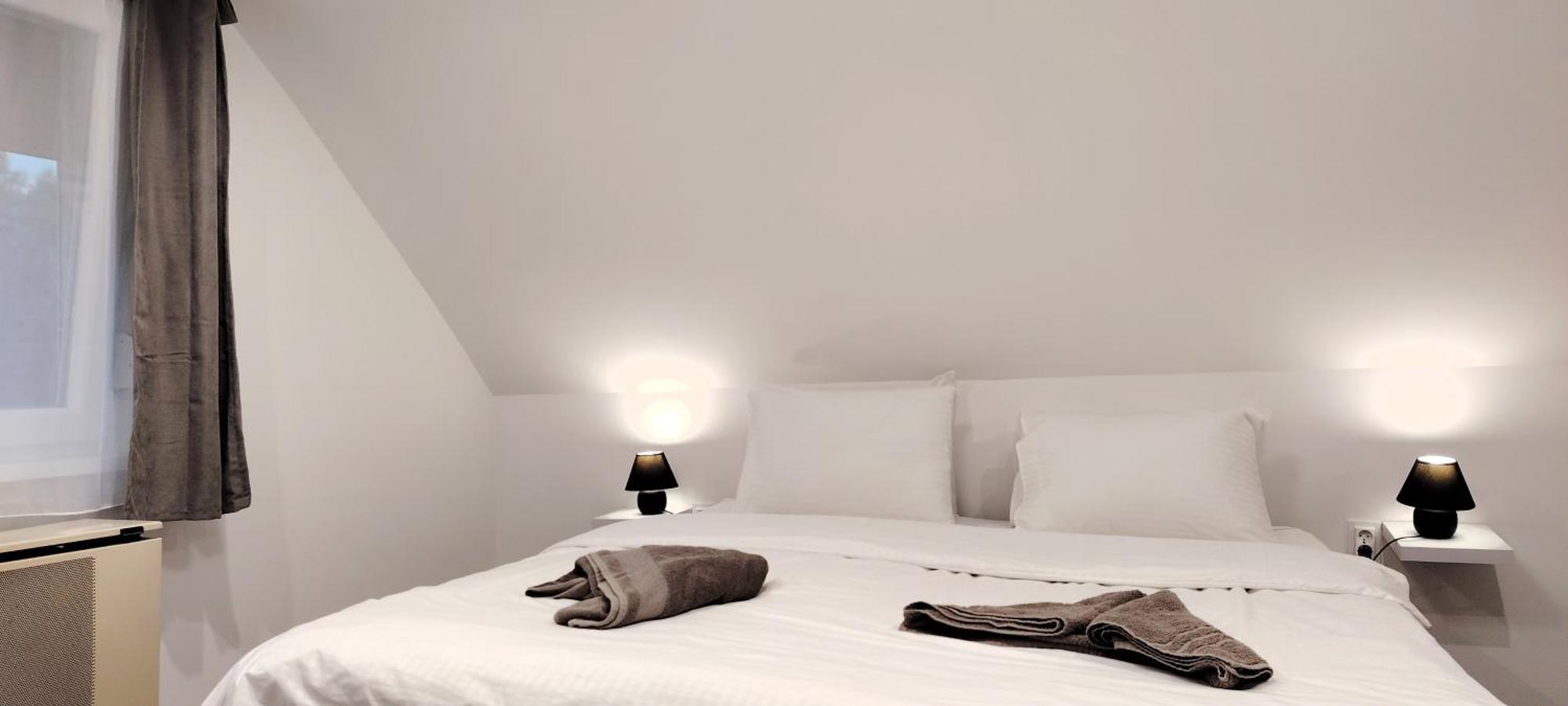 Apartamento Nyuszis Vendeghaz Kiskunmajsa Exterior foto